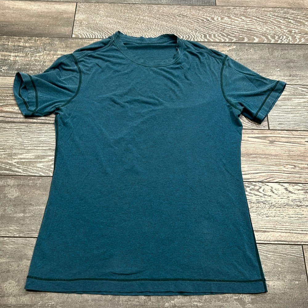 73. Lulu Men’s Short Tee
